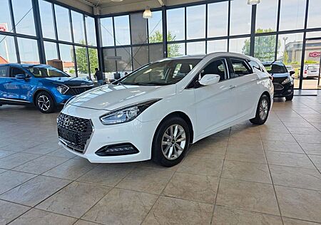 Hyundai i40 cw blue Space