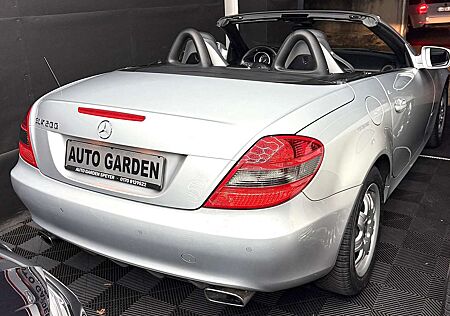 Mercedes-Benz SLK 200 Kompressor, TÜV 07/27, Inspektion Neu