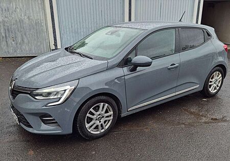 Renault Clio TCe 100 EXPERIENCE