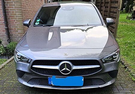 Mercedes-Benz CLA 200 Shooting Brake 7G-DCT
