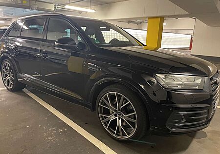 Audi Q7 Diesel 3.0 TDI quattro tiptronic