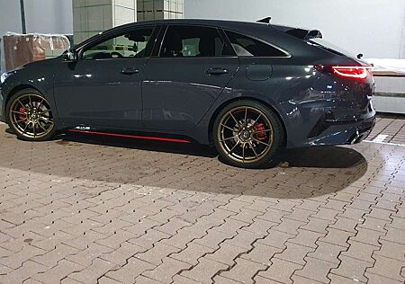 Kia Cee'd Ceed / 1.6 t-gdi GT 204cv my20