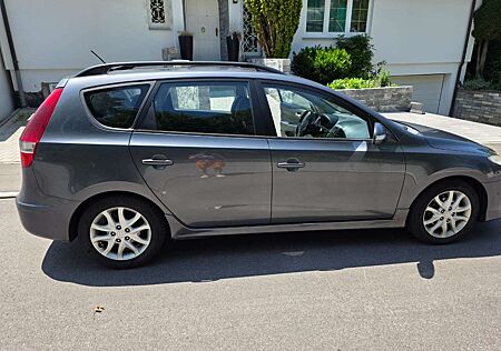 Hyundai i30 i30cw 1.6 CRDi Edition Plus