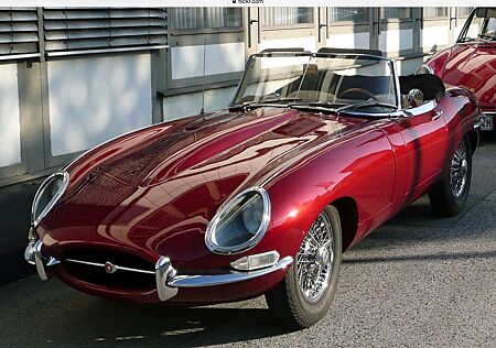 Jaguar E-Type Serie 1 Roadster 4.2
