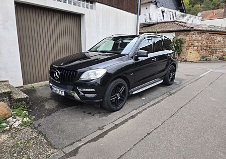 Mercedes-Benz ML 350 M-Klasse Diesel BlueTEC 4MATIC 7G-TRONIC