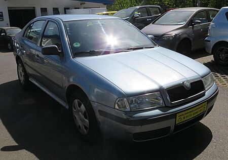 Skoda Octavia 1.6 Family Edition