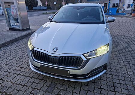 Skoda Octavia Combi 2.0 TDI DSG Selection
