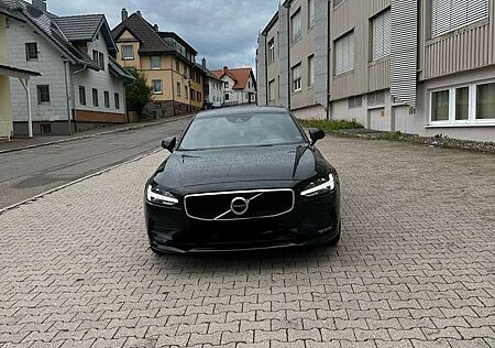 Volvo S90 D4 Momentum