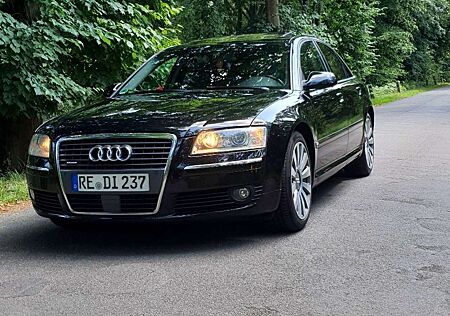 Audi A8 3.0 TDI DPF quattro