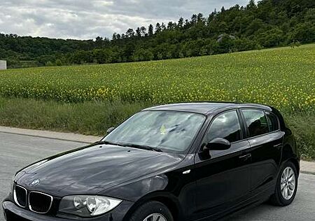 BMW 116i 116 | TÜV NEU 06.2027