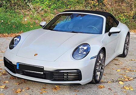 Porsche 992 gebraucht kaufen Porsche 992 911 Carrera Cabriolet kreide #Sportabg#Chrono#BOSE