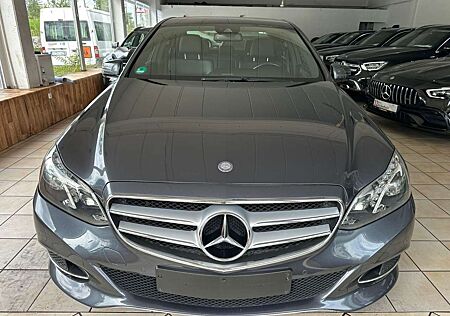 Mercedes-Benz E 200 CGI BlueEfficiency Lim Neu Model Avantgard
