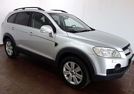 Chevrolet Captiva 2.0 D LT 4WD Leder/Klimaaut/7-Sitzer/18Z