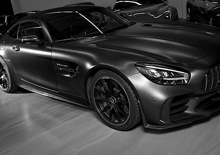 Mercedes-Benz AMG GT GT-R