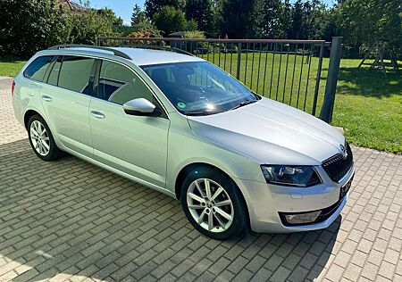 Skoda Octavia Elegance*Standheizung*Teilleder*Navi*Scheckheft*