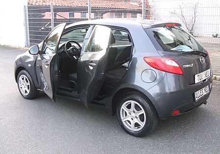 Mazda 2 -1,3 Face Lift* 1.HAND*auf wunsch TÜV-ALLES-NEU