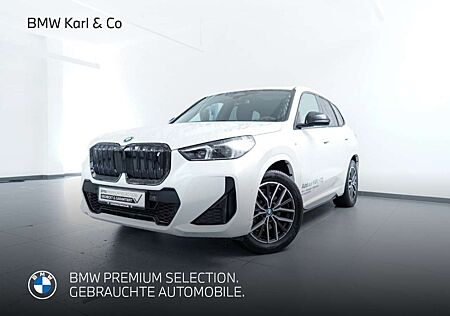 BMW iX1 xDrive30e M-Sport AHK Ad. LED Pano H/K