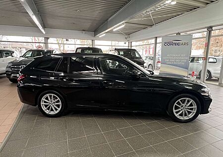 BMW 320 d Touring xDrive AHK+LED+FACE+CURVED uvm.