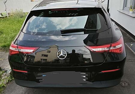 Mercedes-Benz CLA 180 Shooting Brake
