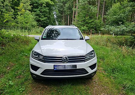 VW Touareg Volkswagen Diesel 3.0 V6 TDI SCR Blue Motion DPF