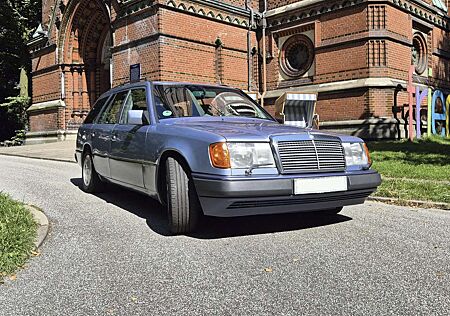 Mercedes-Benz E 230 TE