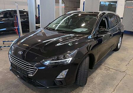 Ford Focus Turnier Cool & Conn.1.5 AHK/PAN-Dach/17"/KAMERA