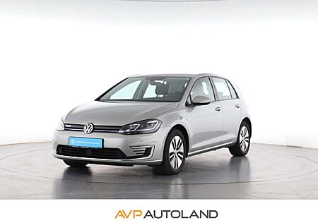 VW Golf Volkswagen e- VII | NAVI | LED | WÄRMEPUMPE | PDC |