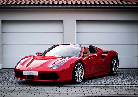 Ferrari 488 GTB 488 Spider / 1. Hand / Racing Seats /Lift / Carbon LED