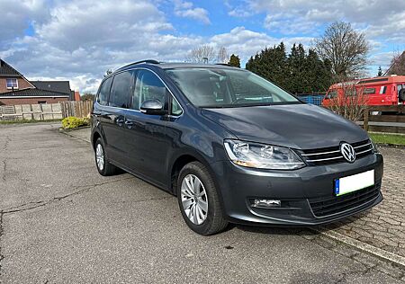 VW Sharan Volkswagen 2.0 TDI DSG BMT Comfortline 7 Sitze