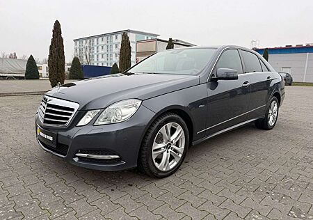 Mercedes-Benz E 220 CDI Avantgarde AUTOMATIK/NAVI/XENON/LEDER/S-HEFT