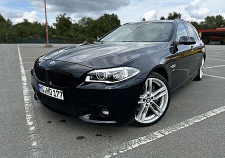BMW 530d 530 xDrive Touring Sport-Aut. Luxury Line