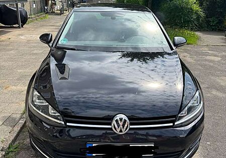 VW Golf Volkswagen Highline BMT