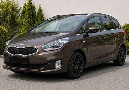 Kia Carens 1.7 CRDi 136 Fifa World Cup Edition