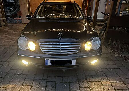 Mercedes-Benz C 180 T Kompressor (203.246)