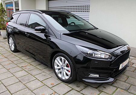 Ford Focus Turnier 2.0 TDCi ST Navigation Leder BiXenon BLIS