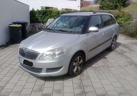 Skoda Fabia II Combi 1.2 TSI Combi FAMILY