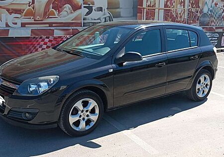 Opel Astra H, neu TÜV 4/2027, 1 Hand.