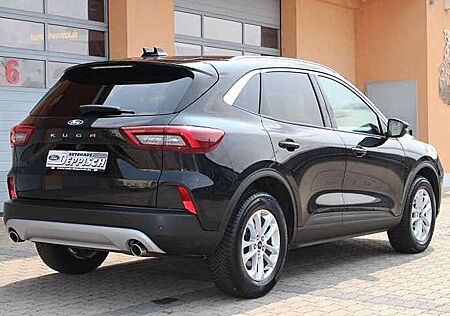 Ford Kuga 1.5 EcoBoost Titanium neues Modell