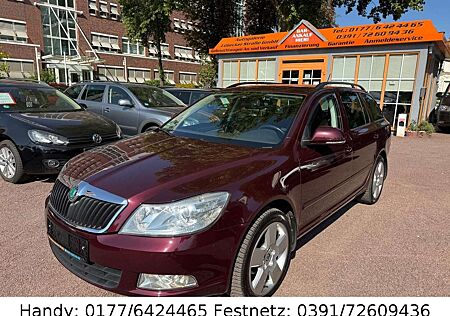 Skoda Octavia 1.6 TDI DSG Combi KLIMA/NAVI/PDC/ALU´S