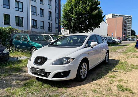 Seat Leon Style Copa Ecomotive, Navi, Xenon, Steuerkette-Neu