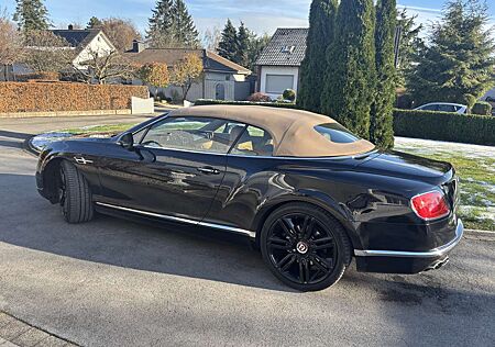 Bentley Continental GTC Neuwertiger Zustand, mit beigem Nappaleder