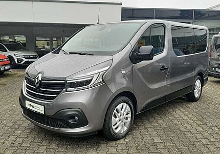 Renault Trafic SpaceClass 2.0 DCi 170 EDC