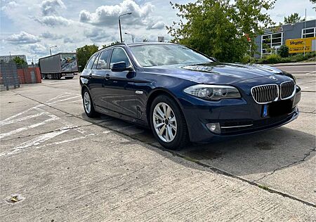 BMW 520i 520 Touring Aut.