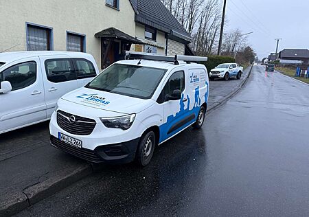 Opel Combo Abgabe nur an Händler