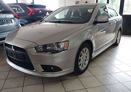 Mitsubishi Lancer Sportback XENON, KAMERA ,AHK