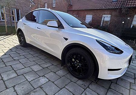 Tesla Model Y RWD Hinterradantrieb Grünheide