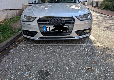 Audi A4 Avant 2.0 TDI DPF quattro S tronic Ambiente