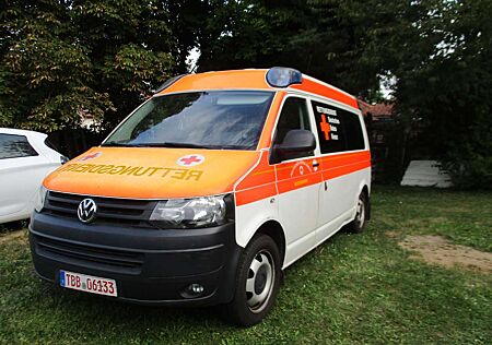 VW T5 Volkswagen Rettungswagen
