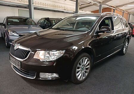 Skoda Superb Combi Ambition NAVI AUTOMATIK PDC TOP 1.