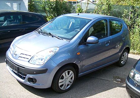 Nissan Pixo